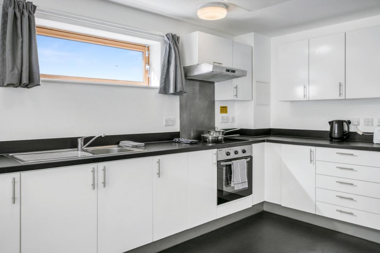 Central Single Room With Shared Kitchen In Luton Лутон Екстер'єр фото